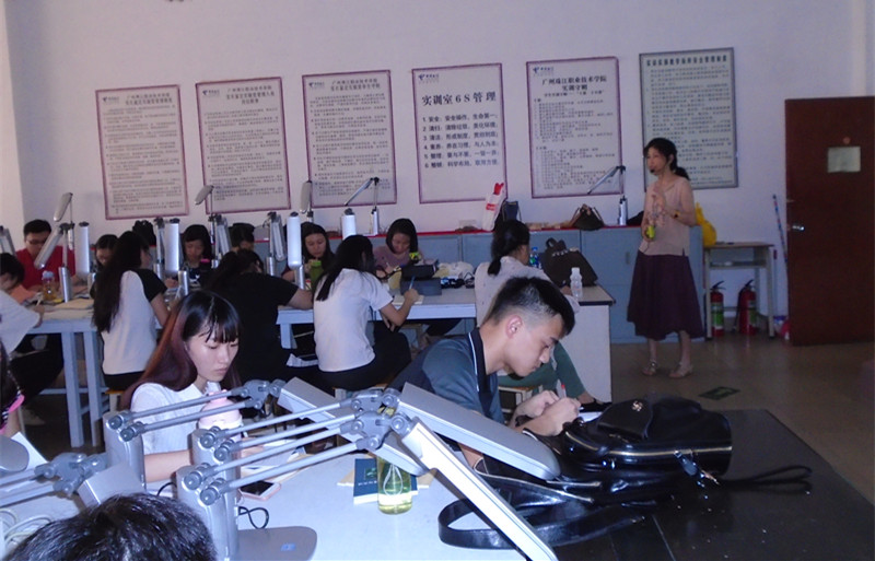 20160428105840610 20160428105840610