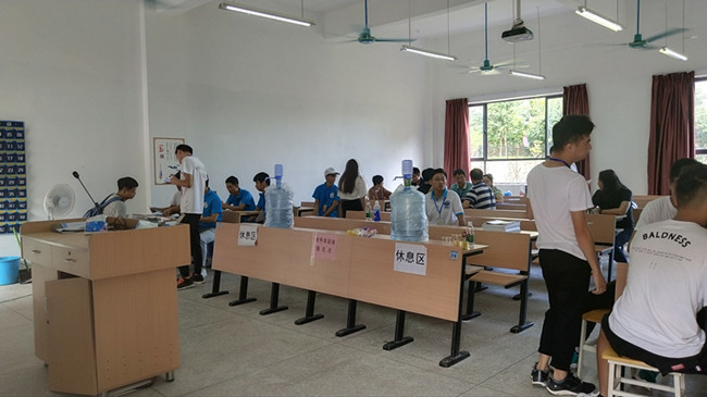 智能迎新图片1.png