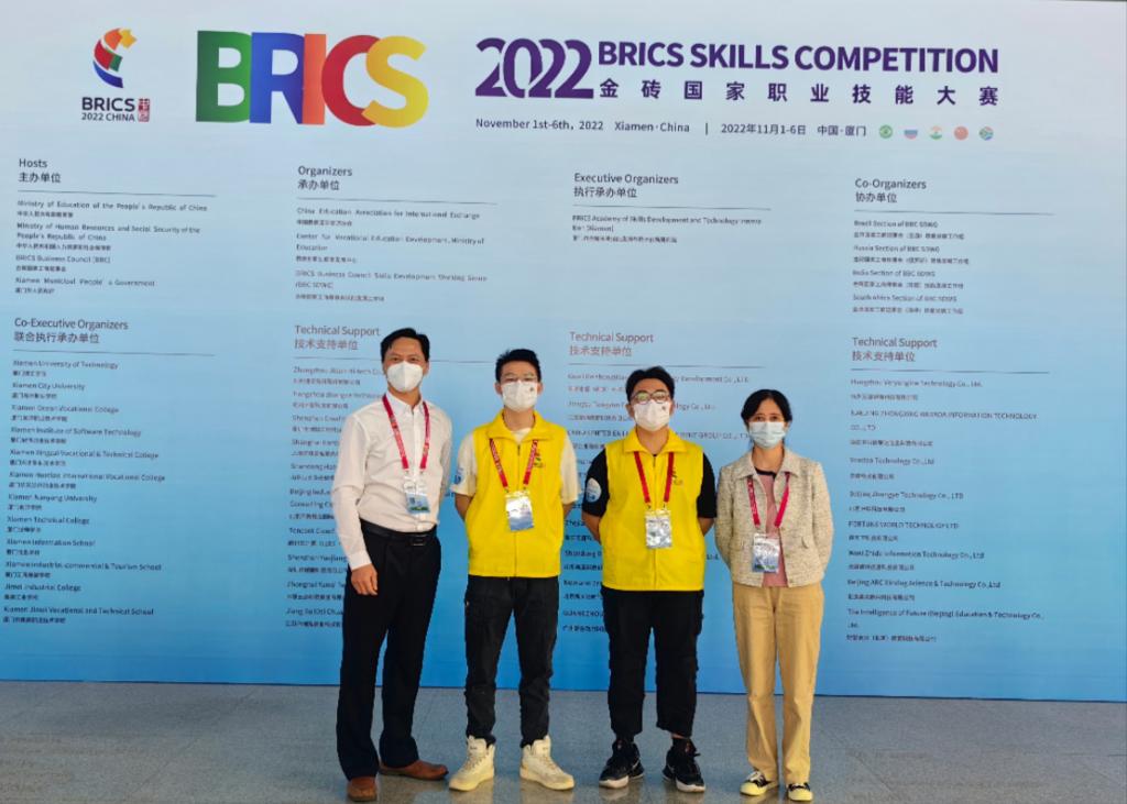 我校学子荣获2022年金砖国家职业技能大赛5G网络建设与运维技术应用赛项三等奖.jpg