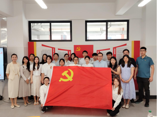 党性铸魂启新程,殷切寄语映初心——数字商贸学院学生党支部召开支部党员大会暨毕业生党员离校教育5.png 党性铸魂启新程,殷切寄语映初心——数字商贸学院学生党支部召开支部党员大会暨毕业生党员离校教育5.png