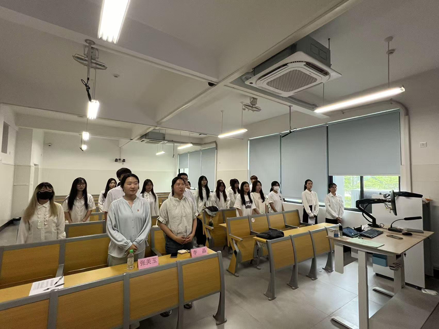 数字商贸学院学生会功能型团支部开展第二次政治理论学习活动3.png