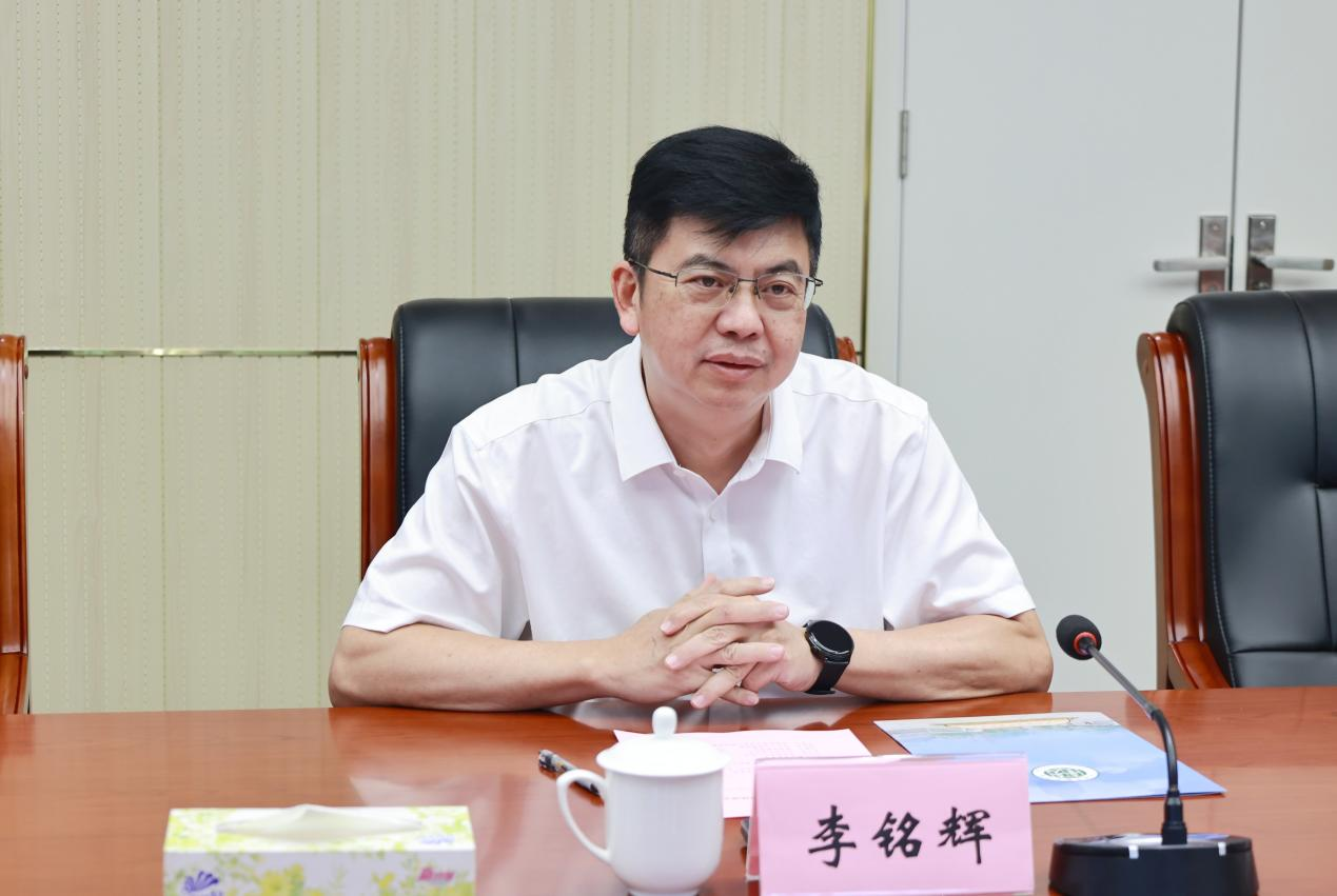 韩山师范学院领导到我校开展调研交流4.png 韩山师范学院领导到我校开展调研交流4.png