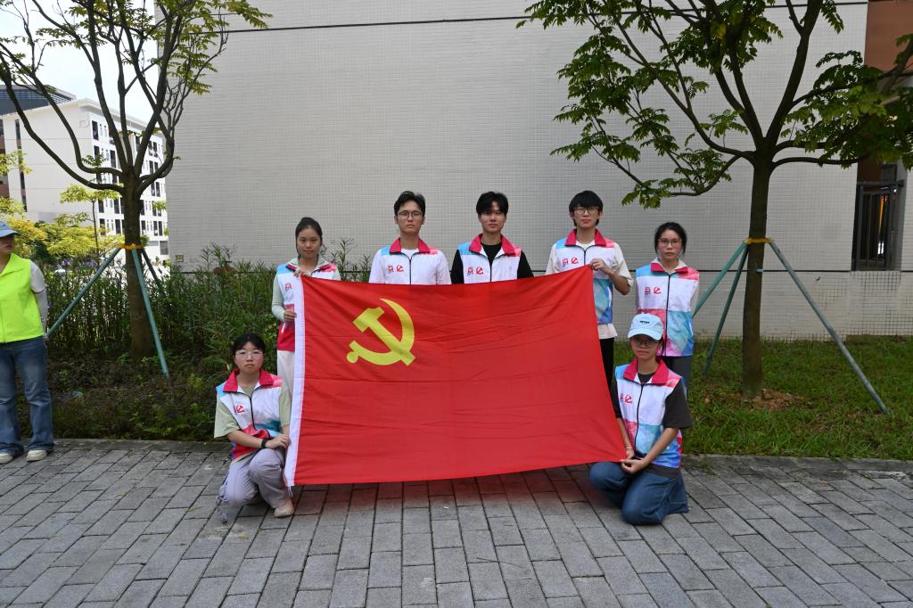 迎新聚力乘风起,携手赋能启新篇 ——数字商贸学院2025级迎新工作圆满完成13.jpeg 迎新聚力乘风起,携手赋能启新篇 ——数字商贸学院2025级迎新工作圆满完成13.jpeg