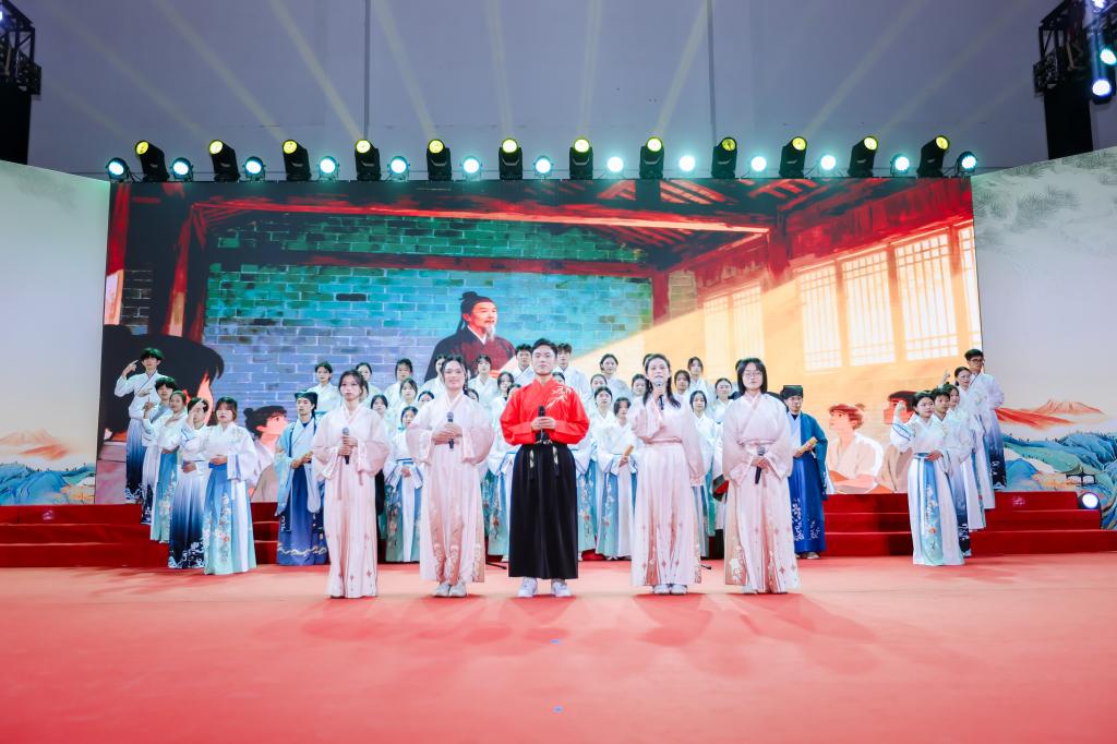 第二十届文体艺术季华彩开幕 国学经典诵读韵流长6.jpg