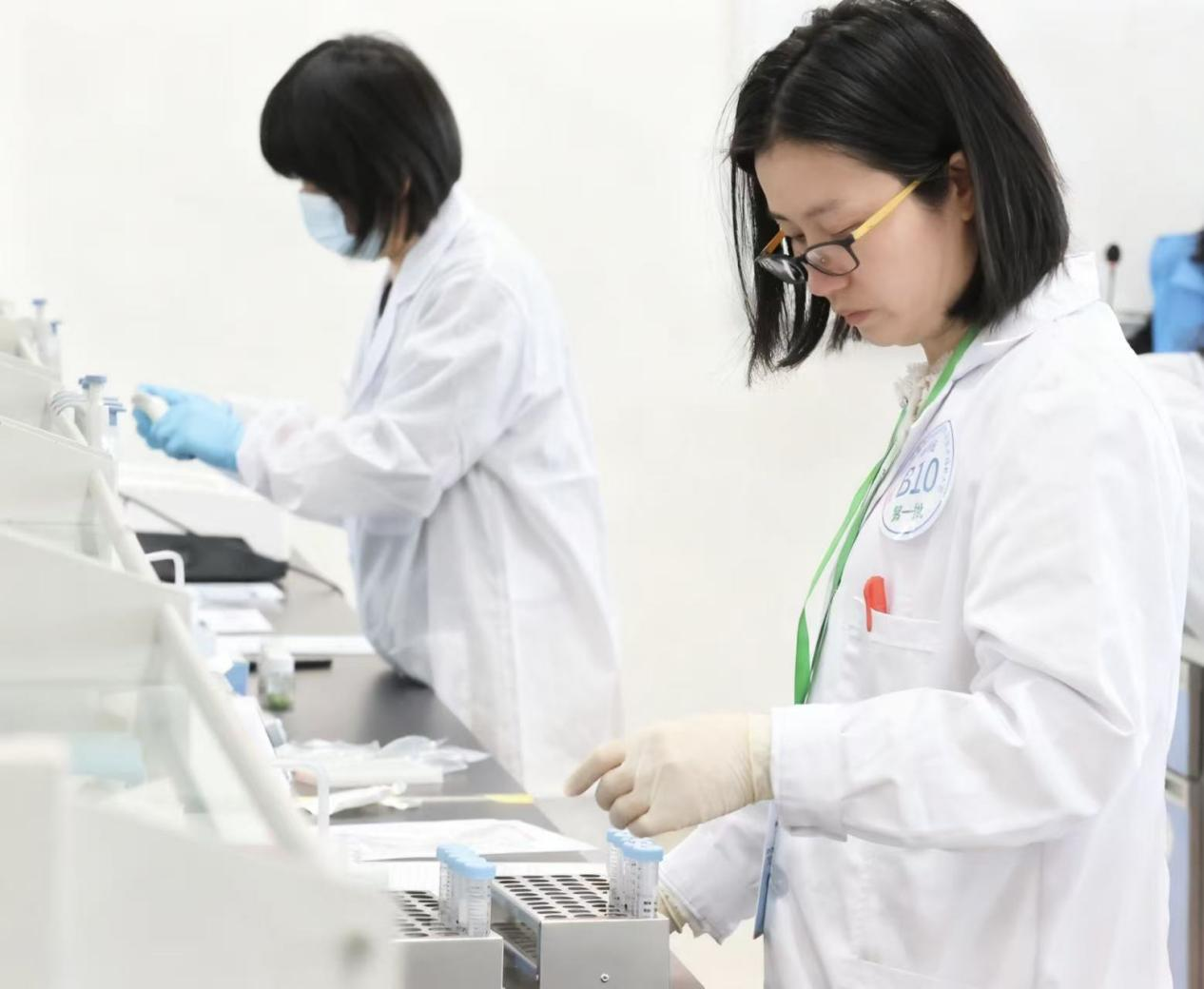 以赛促融树标杆 赛教协同育匠才——我校在2025“一带一路”暨金砖国家技能大赛中斩获2金1银1铜 1.png